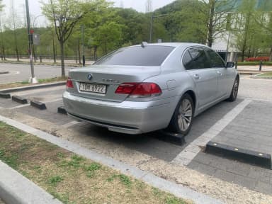 7 Series (E65)