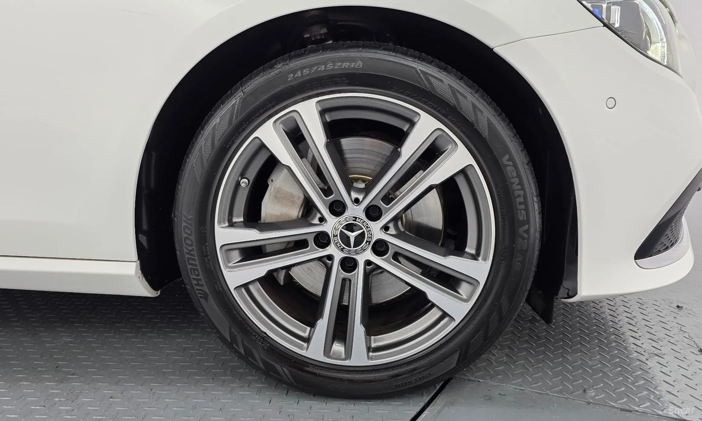 E-Class W213