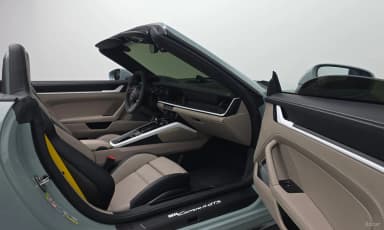 911 (992)