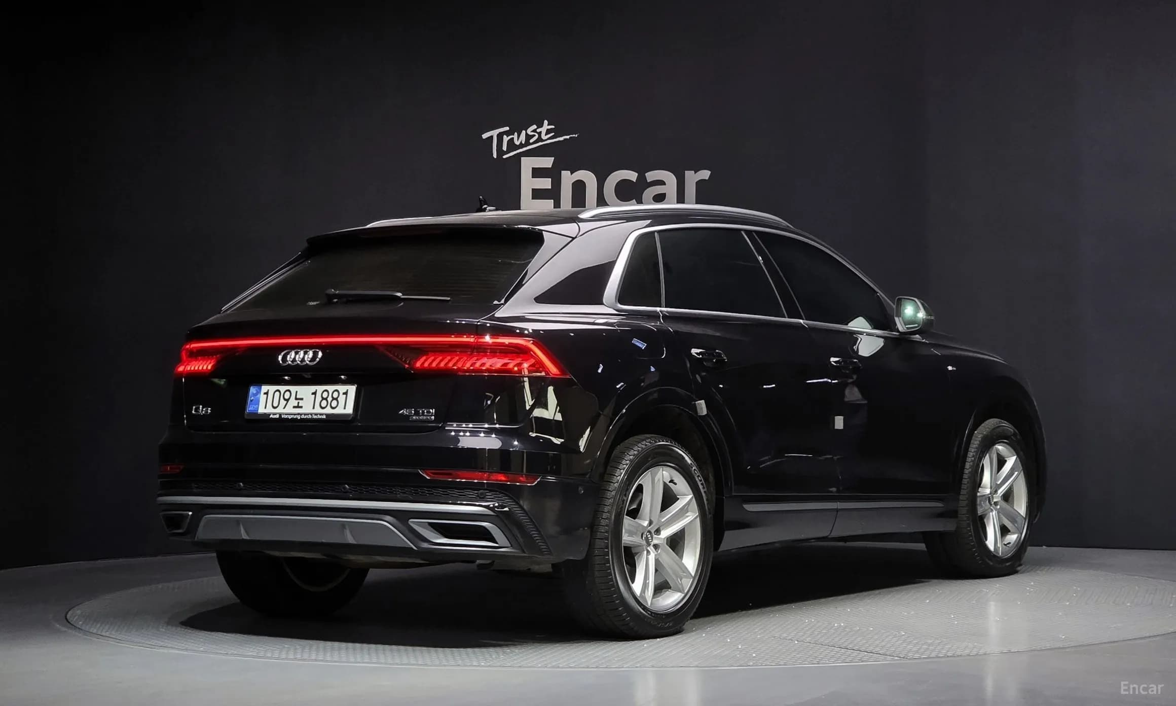 Q8 (4M)
