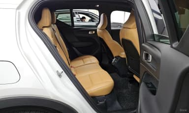 XC40