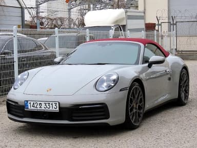 911 (992)