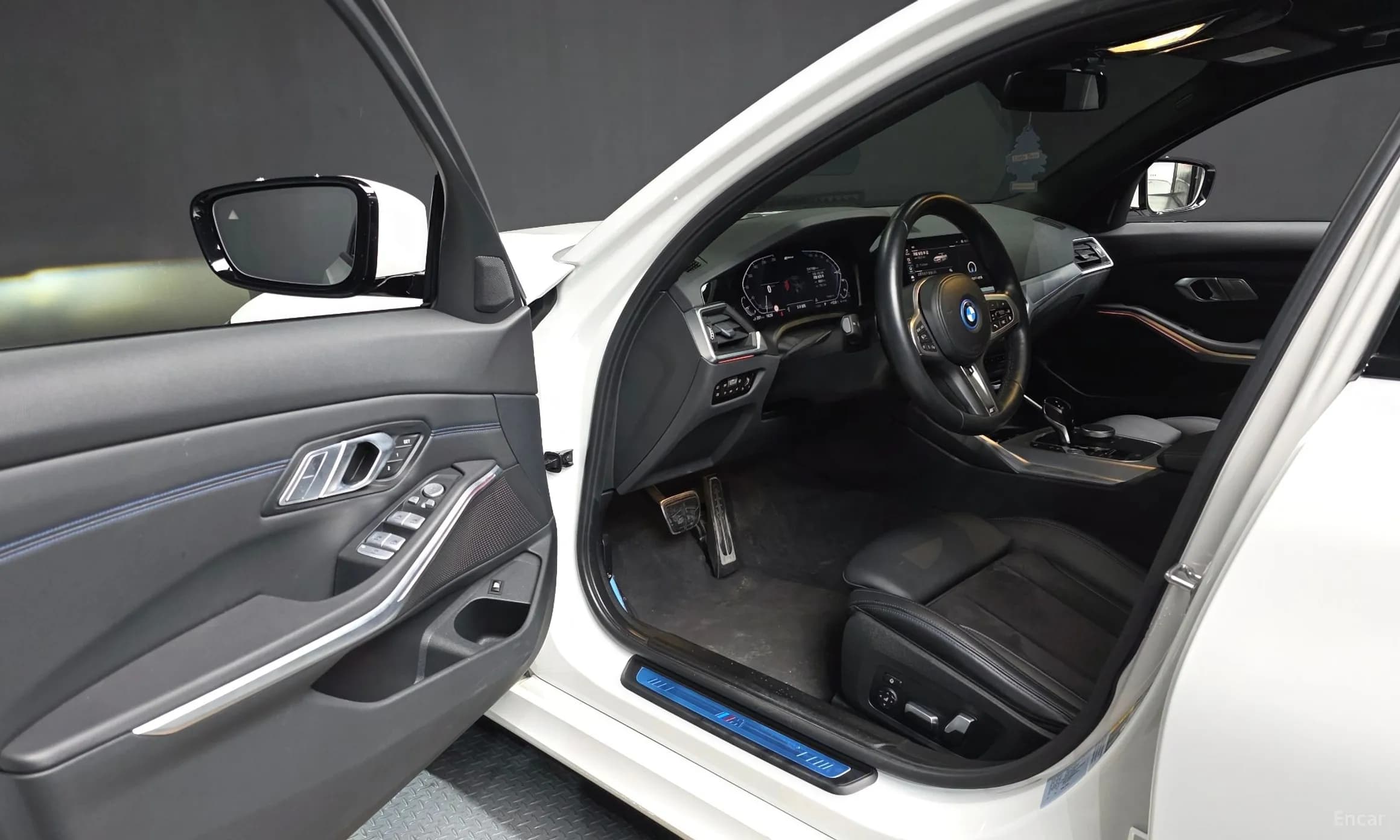 3 Series (G20)
