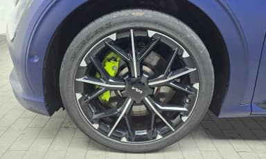 EV6