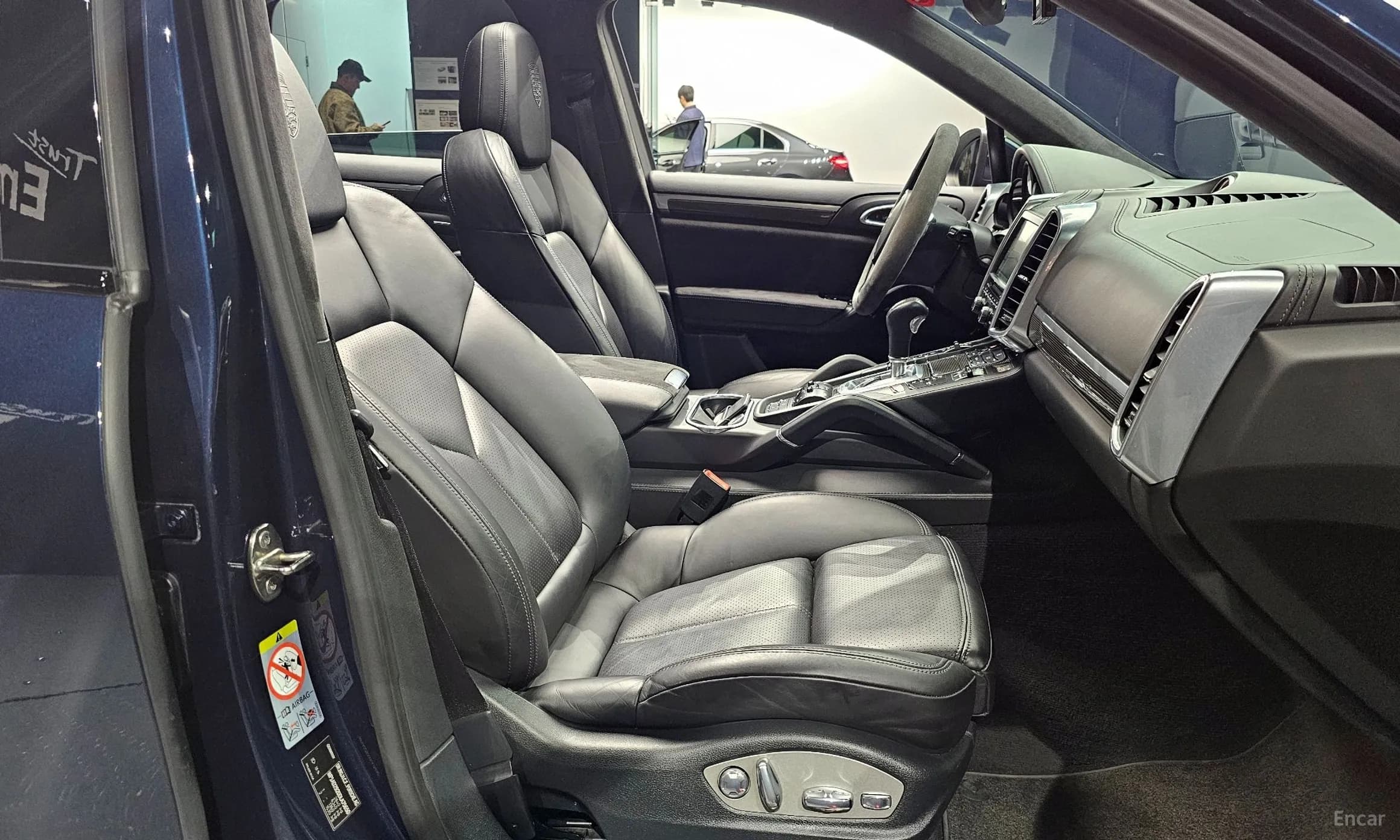 New Cayenne