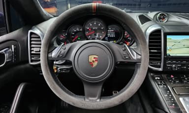 New Cayenne
