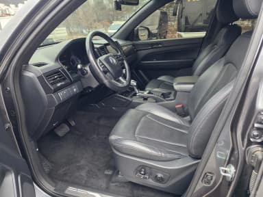 Rexton Sports Khan