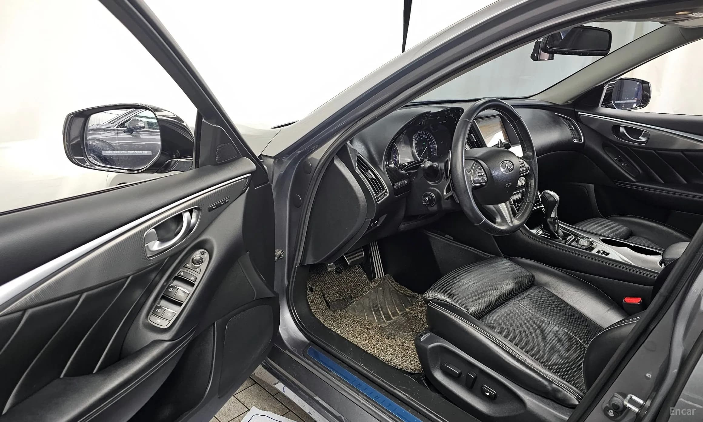 Q50