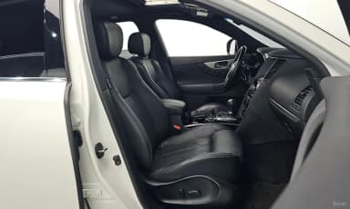 QX70