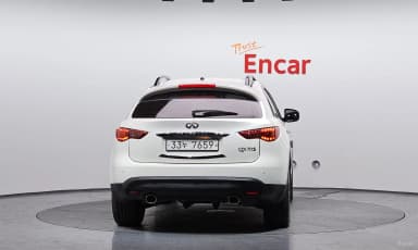 QX70