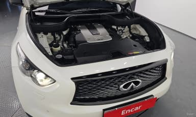 QX70