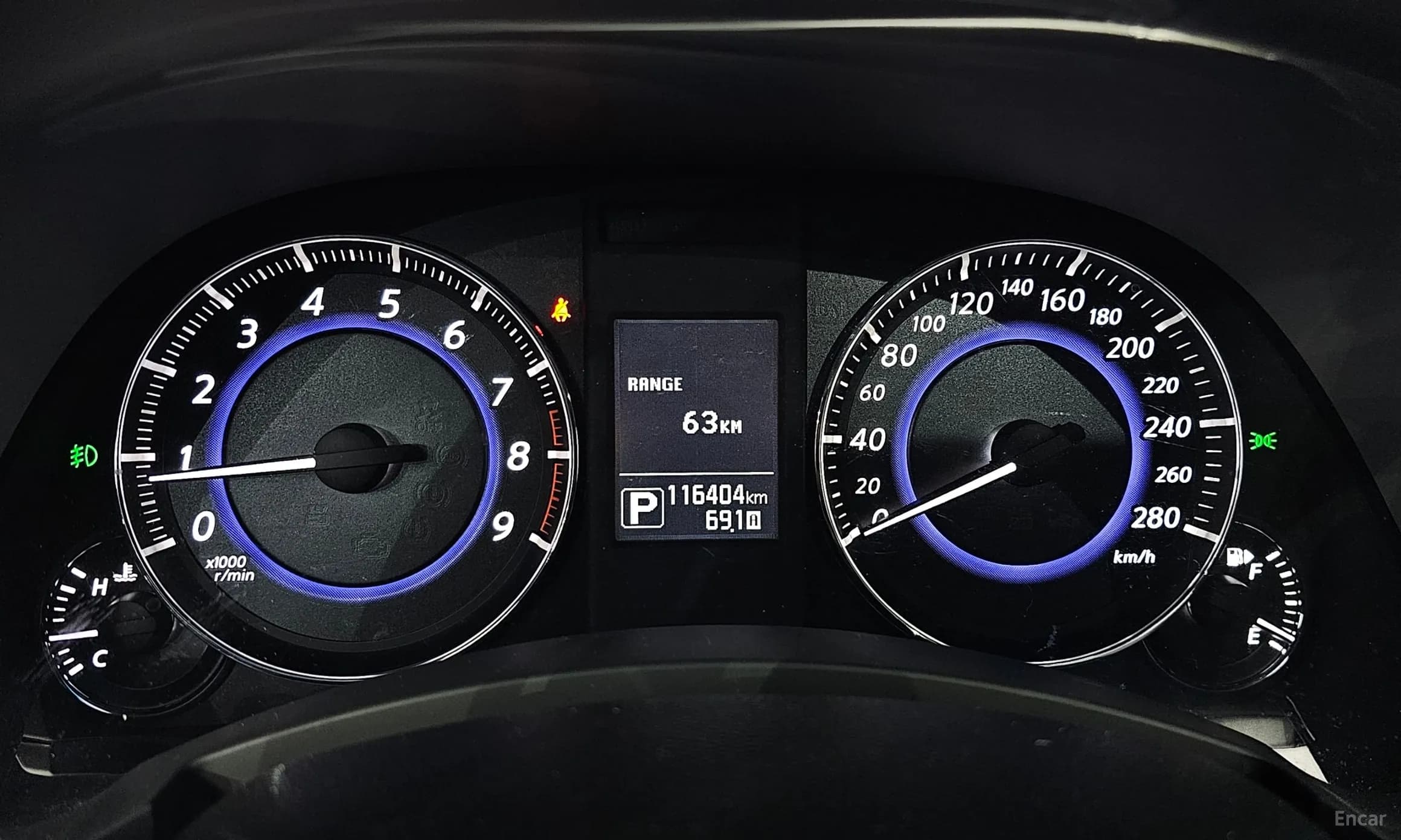 QX70