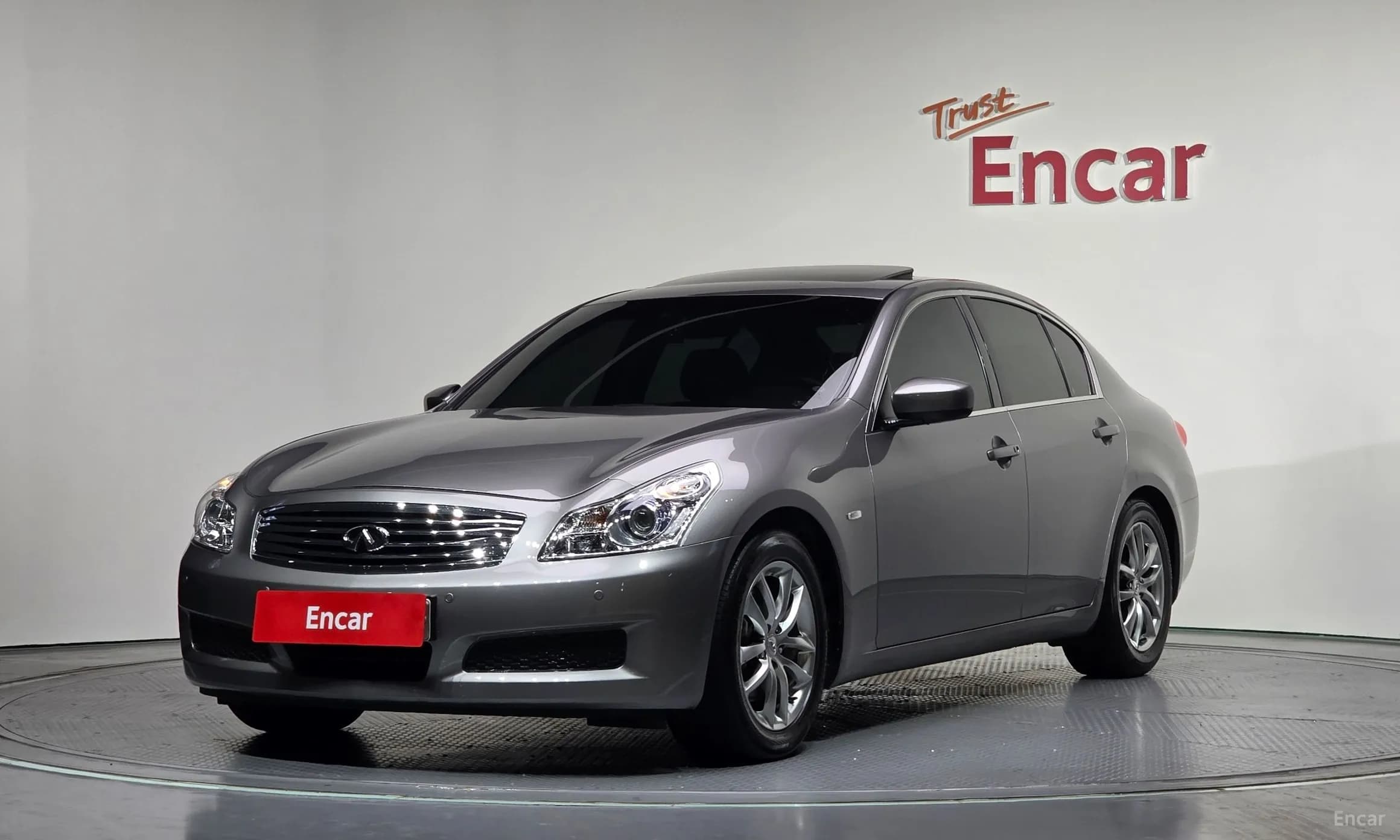 G37