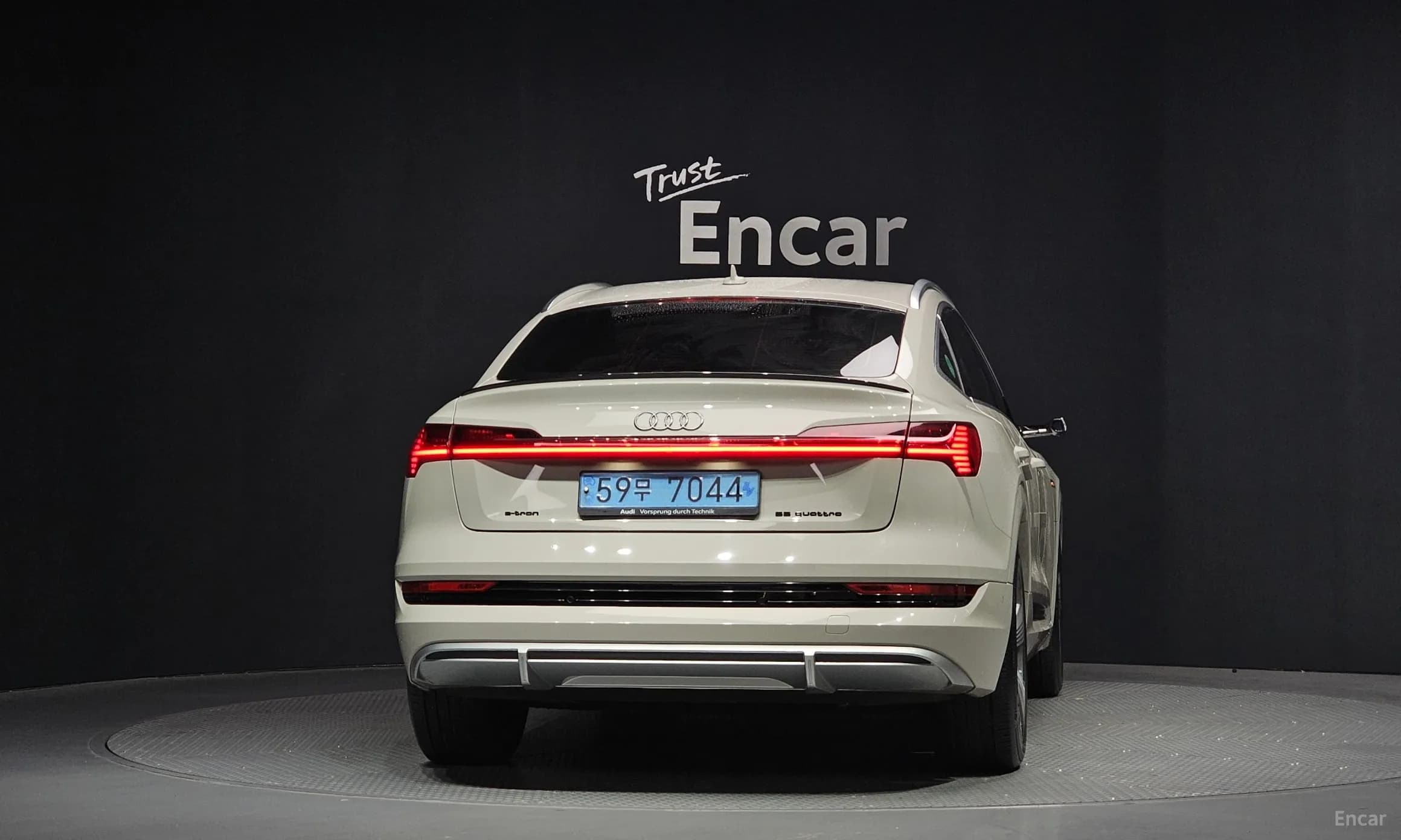 e-tron