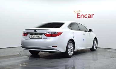 New ES300h