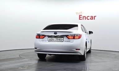 New ES300h