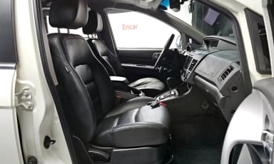 Korando Turismo