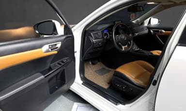 CT200h