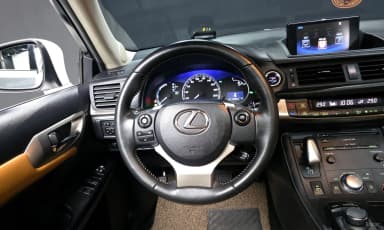 CT200h
