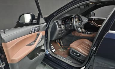 X6 (G06)