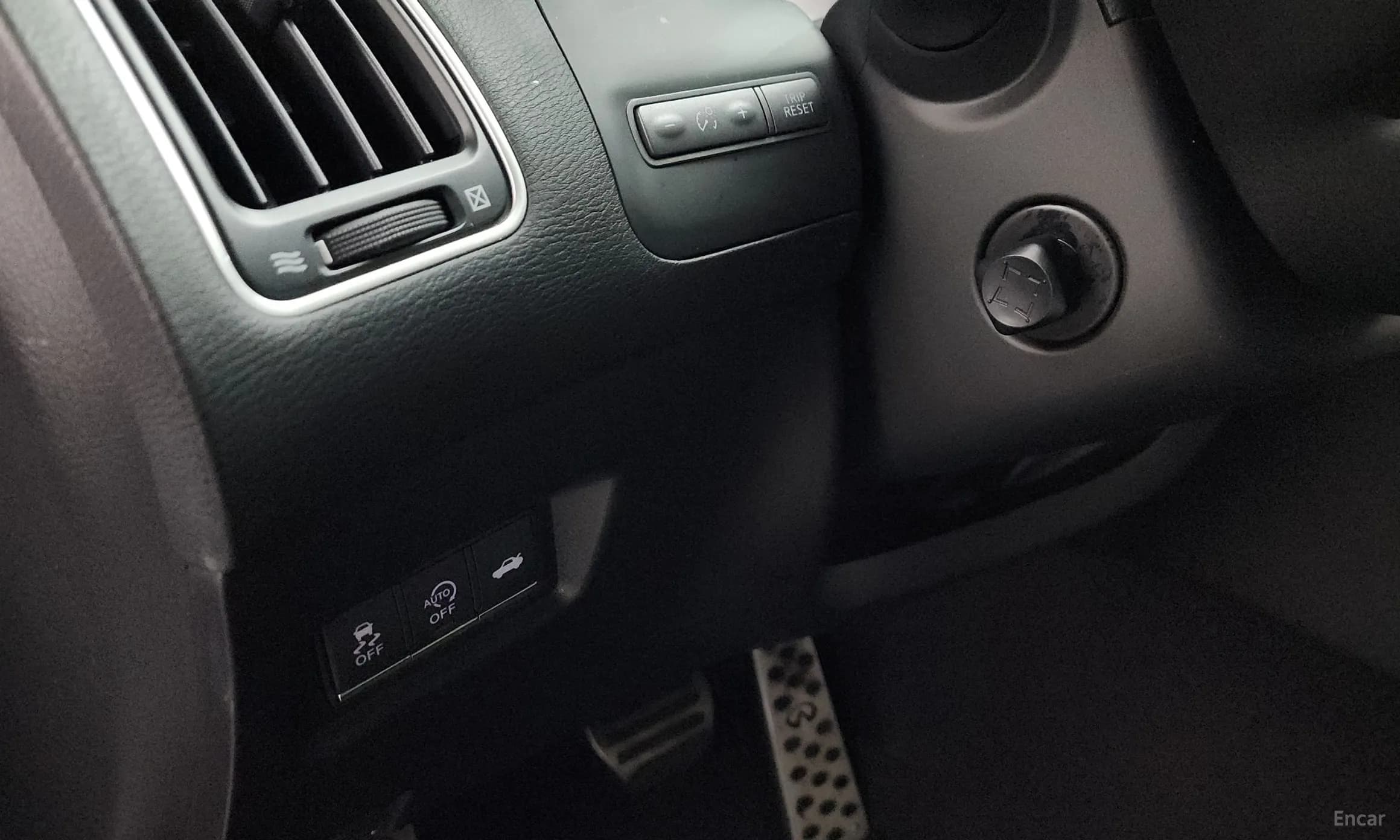 Q50