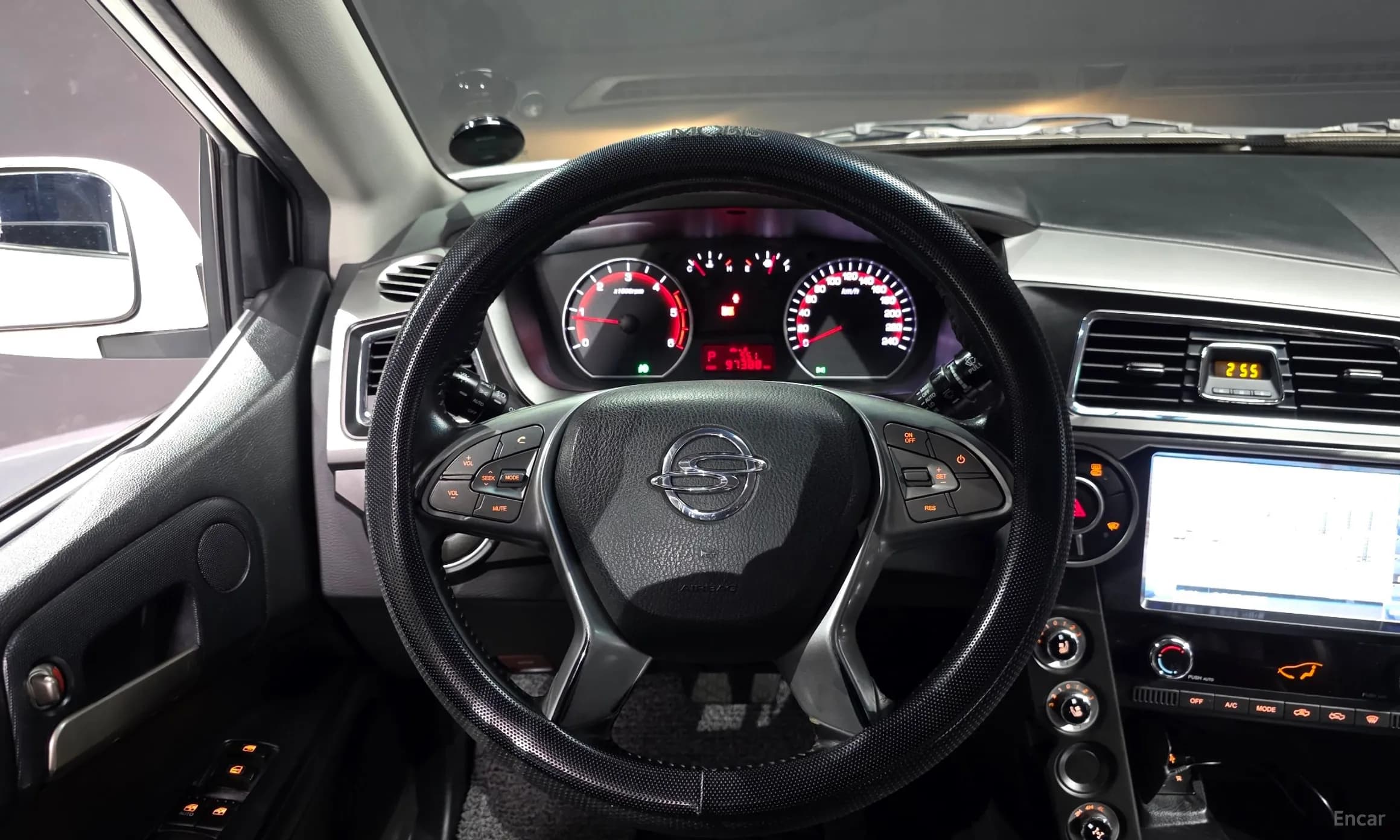 Korando Sports
