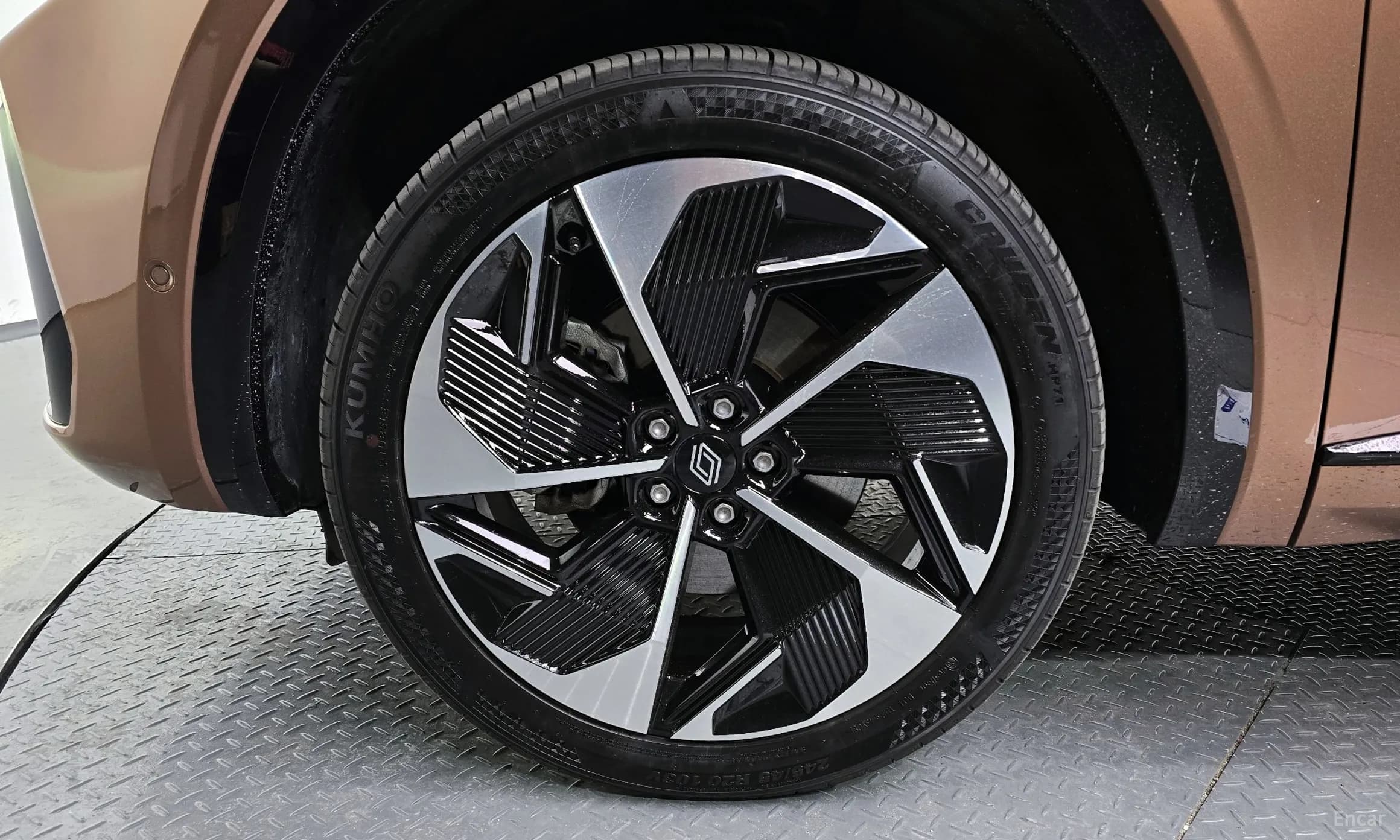 Grang Koleos