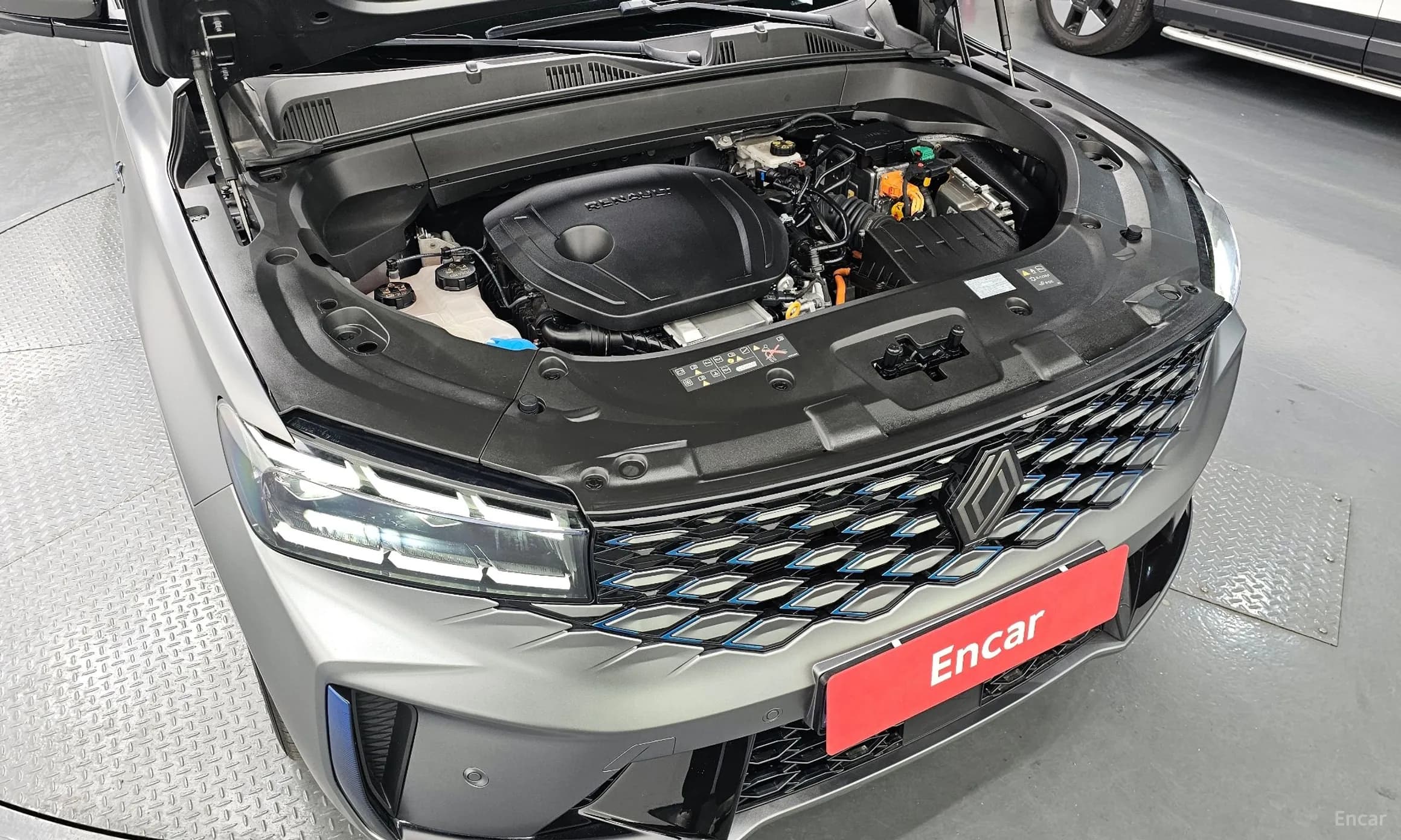 Grang Koleos