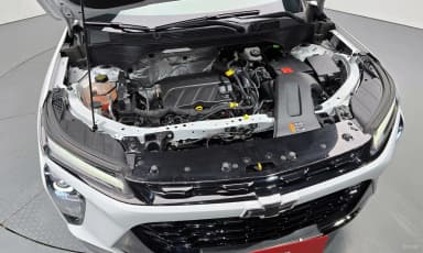 Trax Crossover