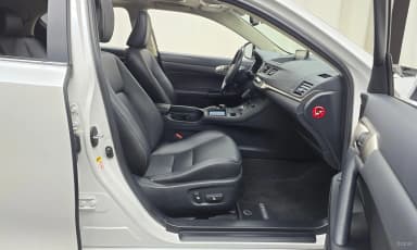 CT200h