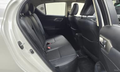 CT200h