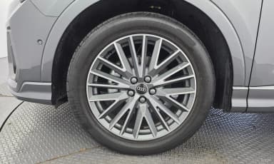 Q3 (F3)