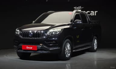 Rexton Sports Khan