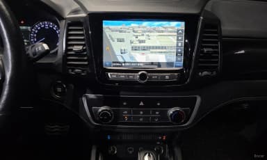 Rexton Sports Khan