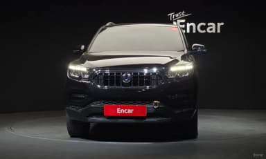 Rexton Sports Khan
