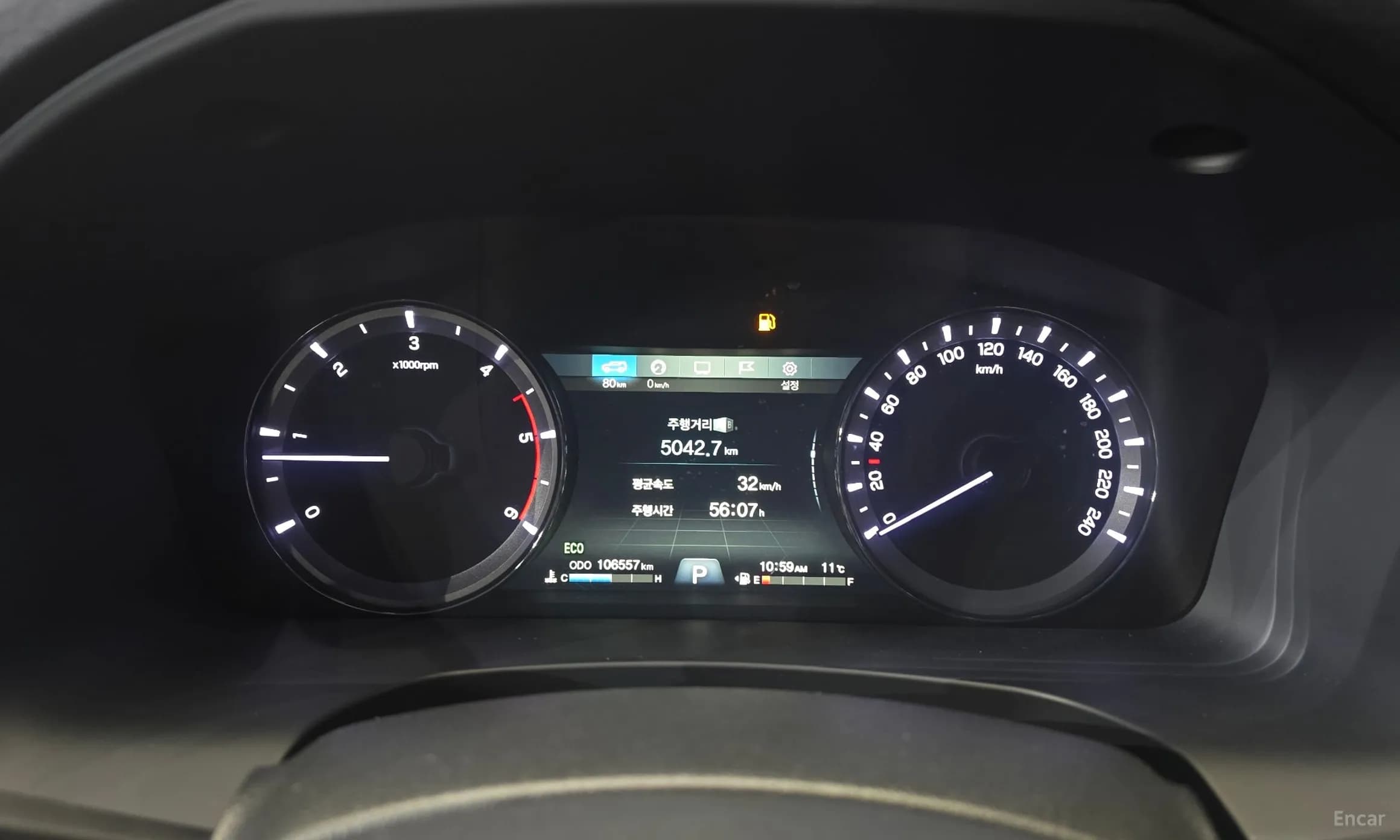Rexton Sports Khan