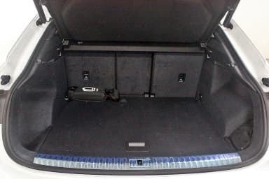 Q3 (F3)