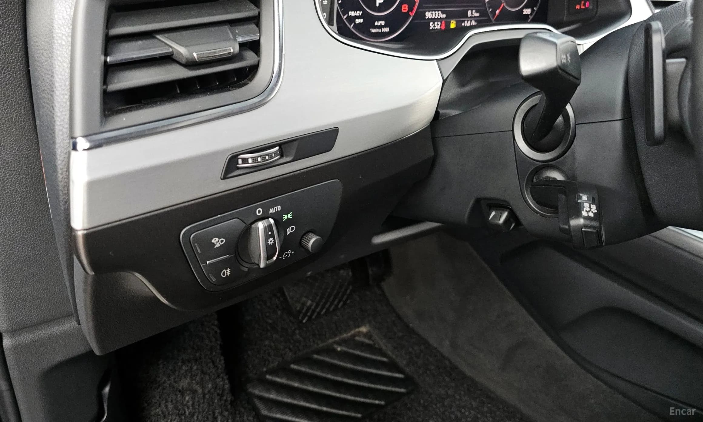 Q7 (4M)
