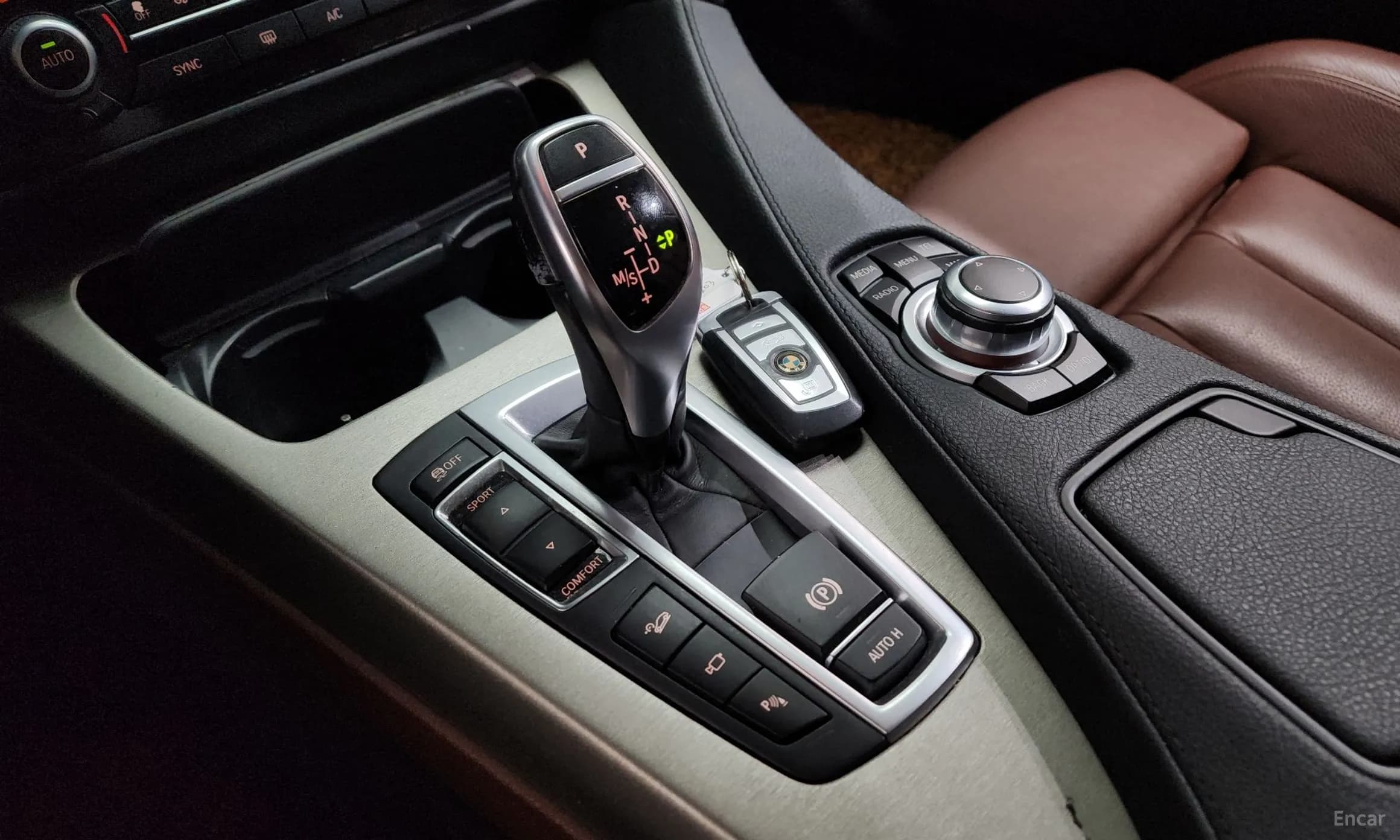 6 Series (F12)