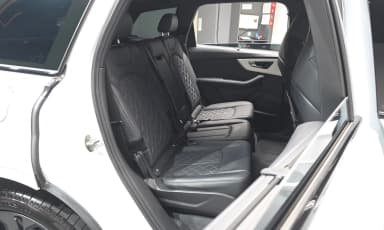 Q7 (4M)