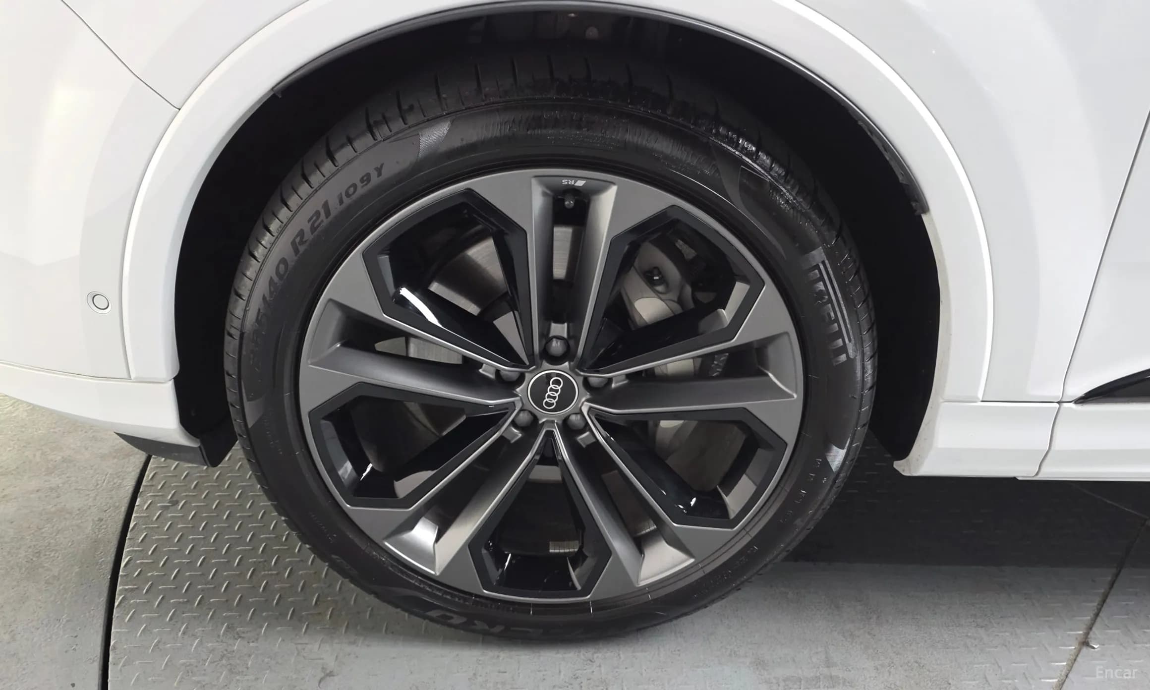 Q7 (4M)