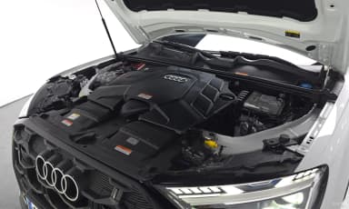 Q7 (4M)