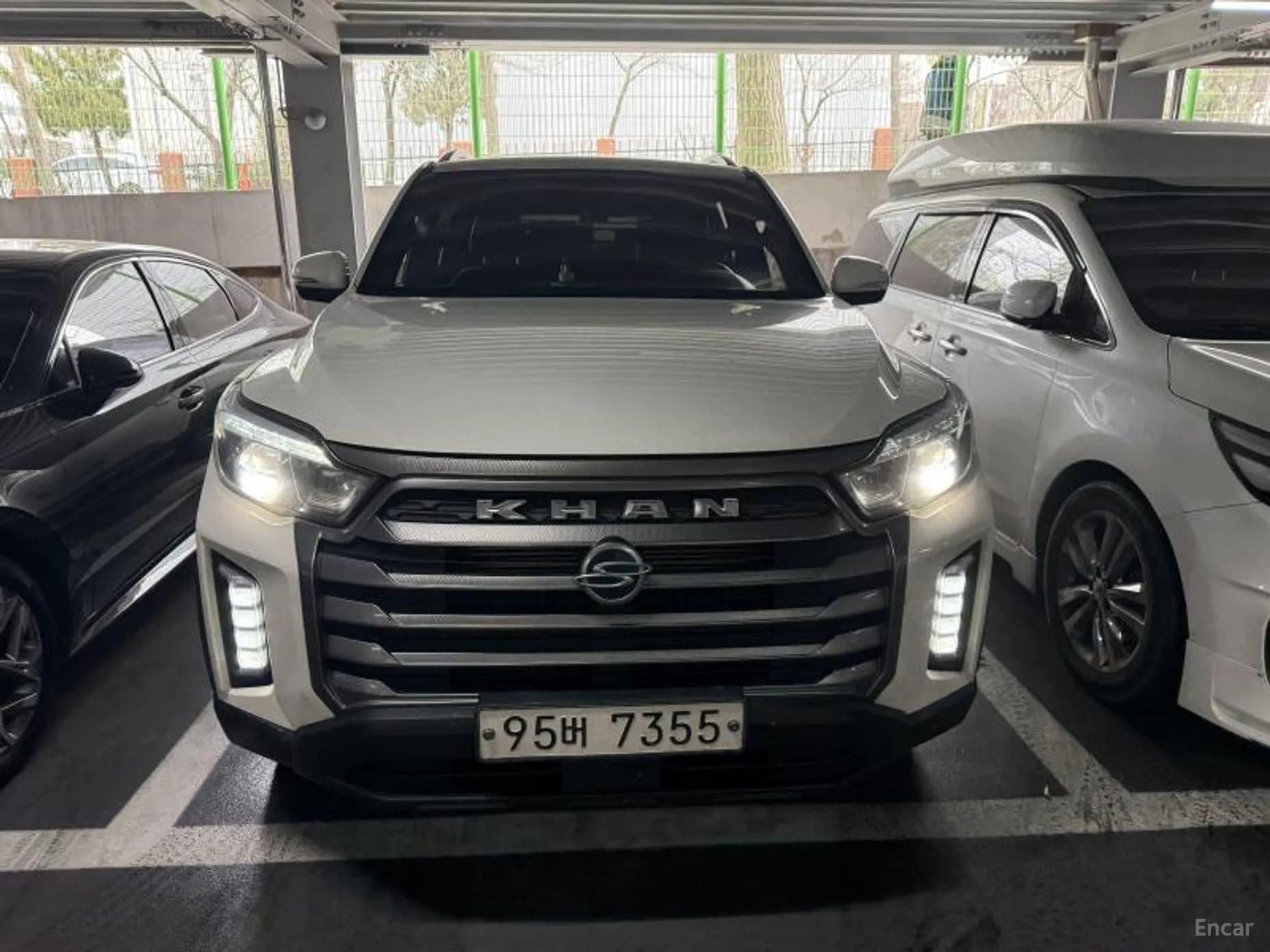 Rexton Sports Khan