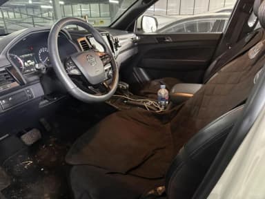 Rexton Sports Khan