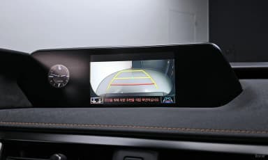 UX300e