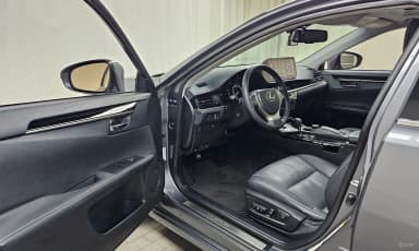 New ES300h