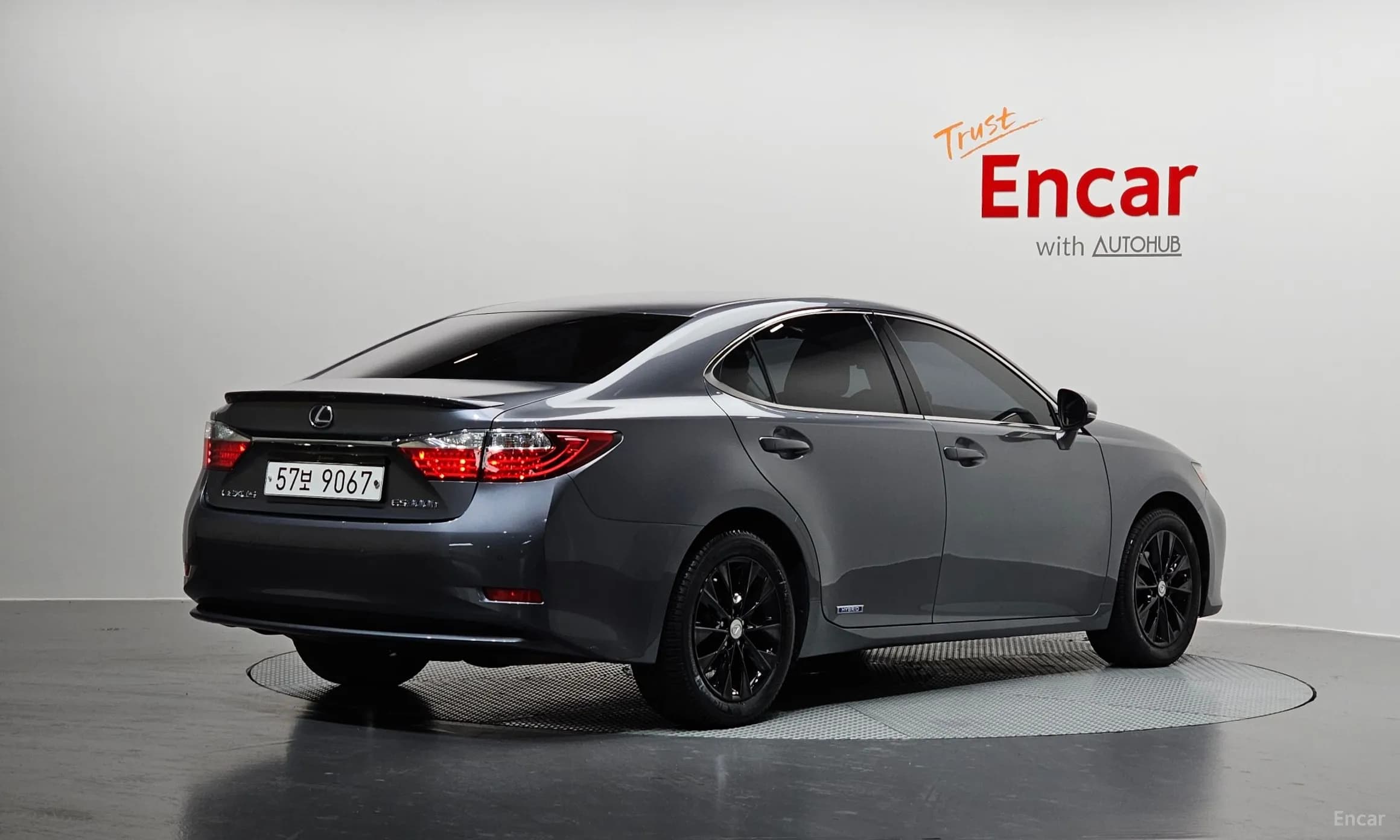 New ES300h