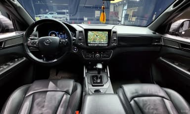 Rexton Sports Khan
