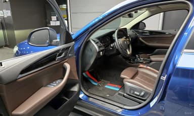 X4 (G02)