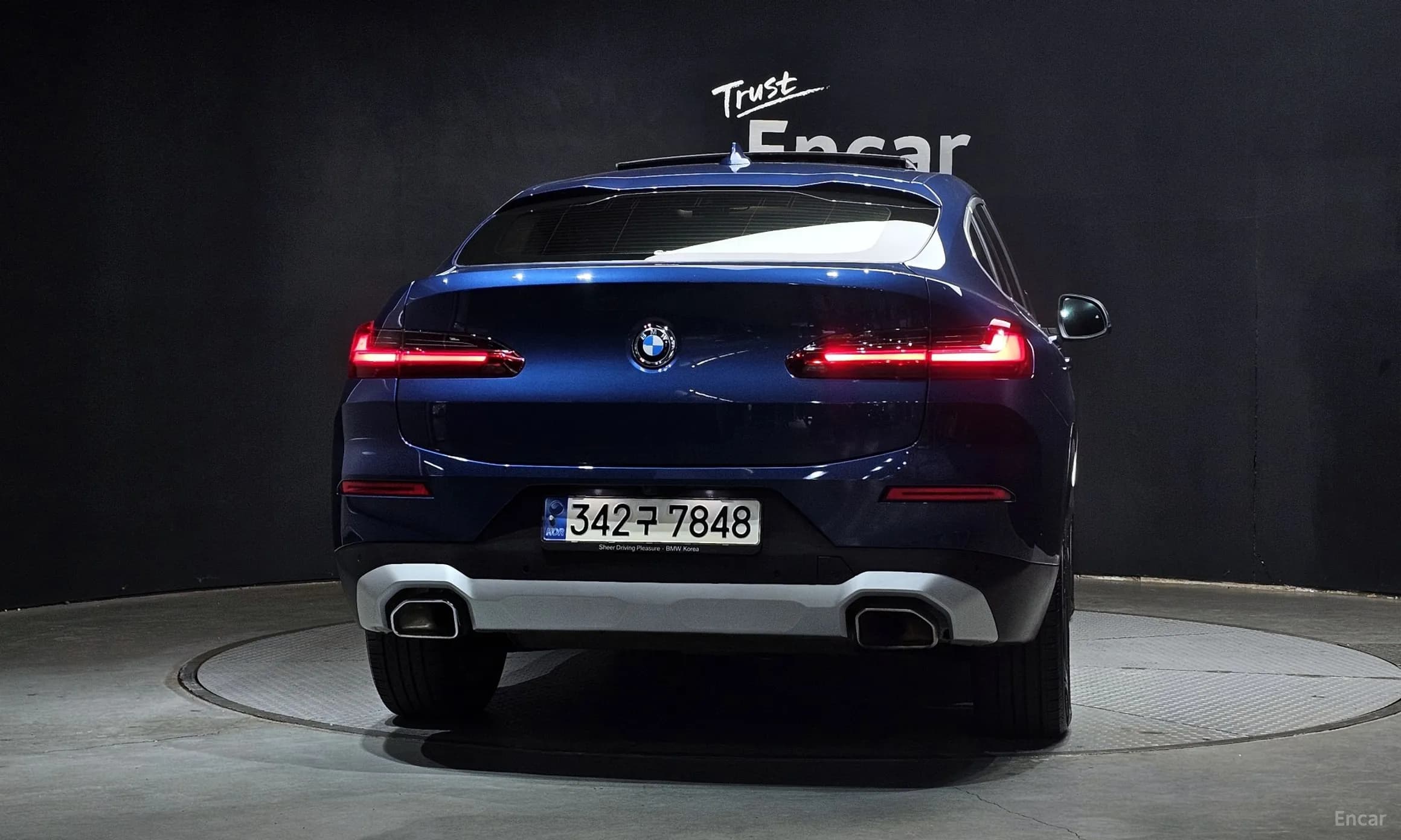 X4 (G02)